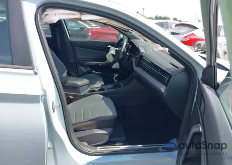 2025 Volkswagen Jetta Gli 2.0T Autobahn z USA, uszkodzony, nr VIN 3VW1T7BU7SM055224